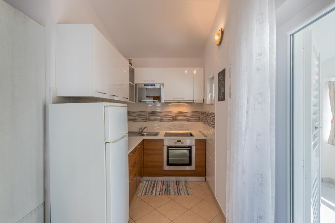 Apartments Drago Kovacic أوميس المظهر الخارجي الصورة
