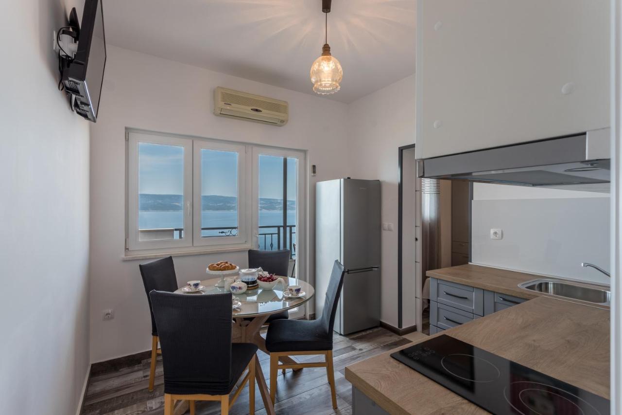Apartments Drago Kovacic أوميس المظهر الخارجي الصورة